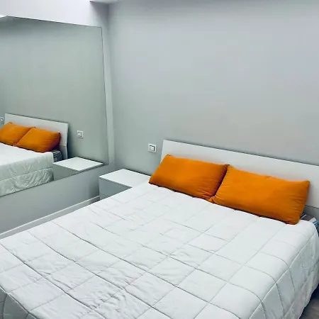 S375 - Sirolo, Trilocale Con Corte Esclusiva