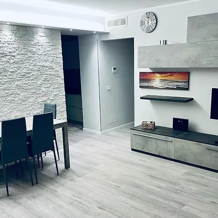 S375 - Sirolo, Trilocale Con Corte Esclusiva Σπίτι διακοπών Sirolo
