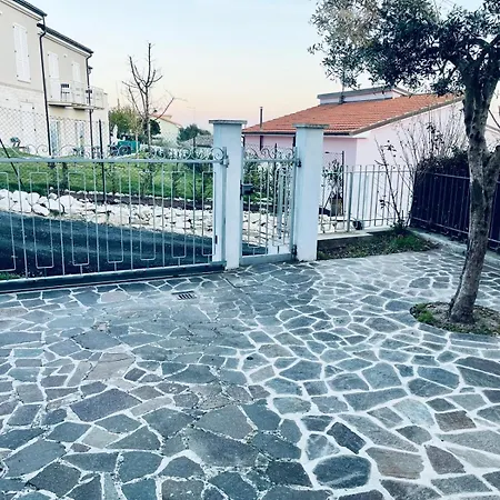Holiday home S375 - Sirolo, Trilocale Con Corte Esclusiva *
